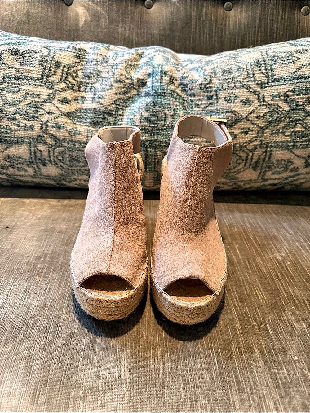Kenneth Cole Suede Platform Wedges in Pink Size US 7.5 M